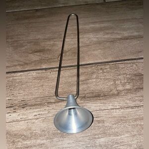 Candle snuffer